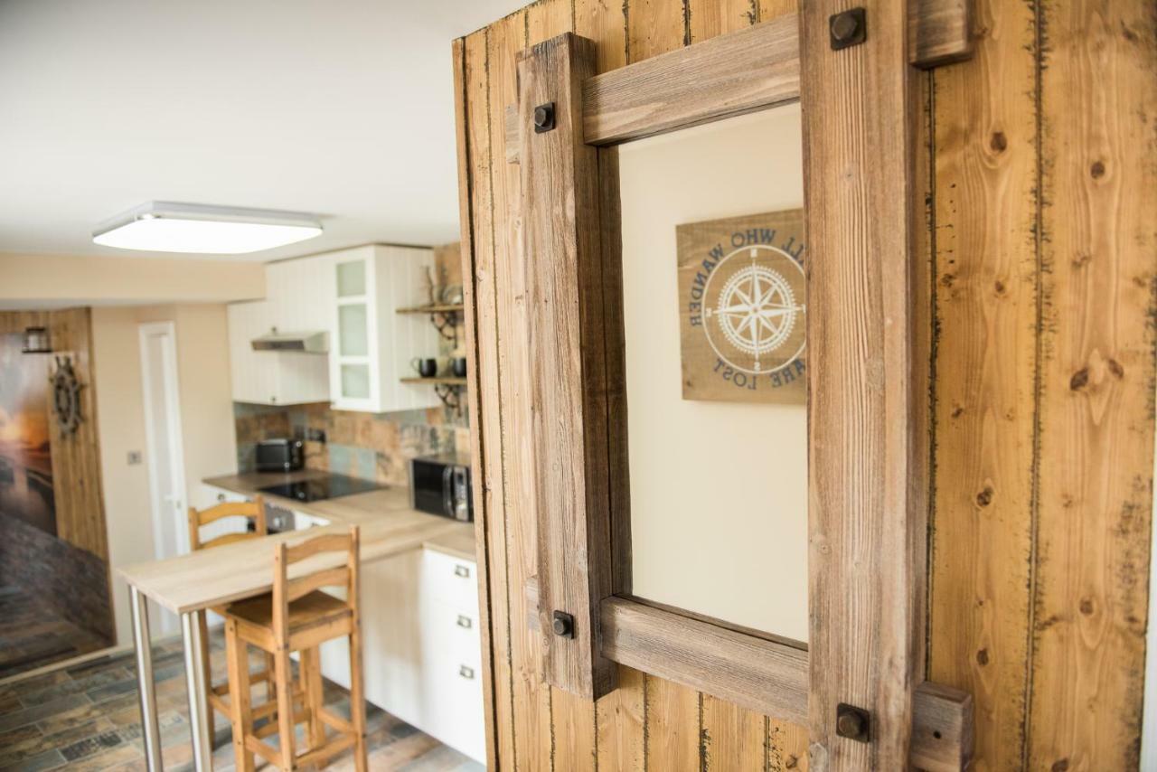Deluxe Rustic Charlestown Themed Apartment St Austell Exteriör bild