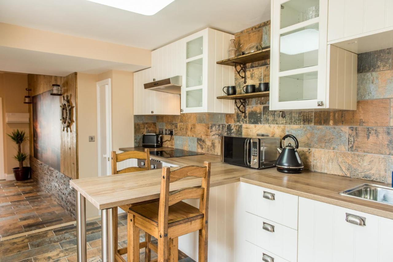 Deluxe Rustic Charlestown Themed Apartment St Austell Exteriör bild